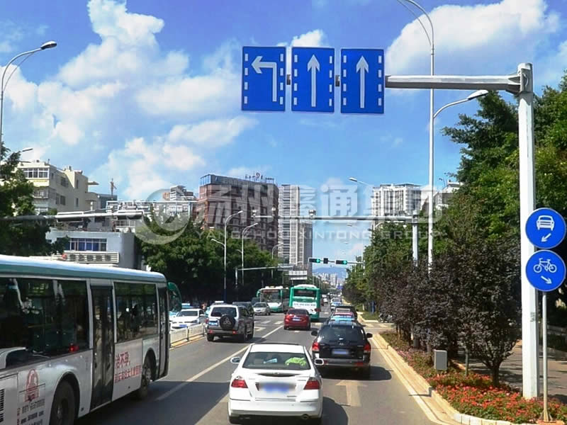 BZG-007，交通標(biāo)志桿，分道標(biāo)志桿