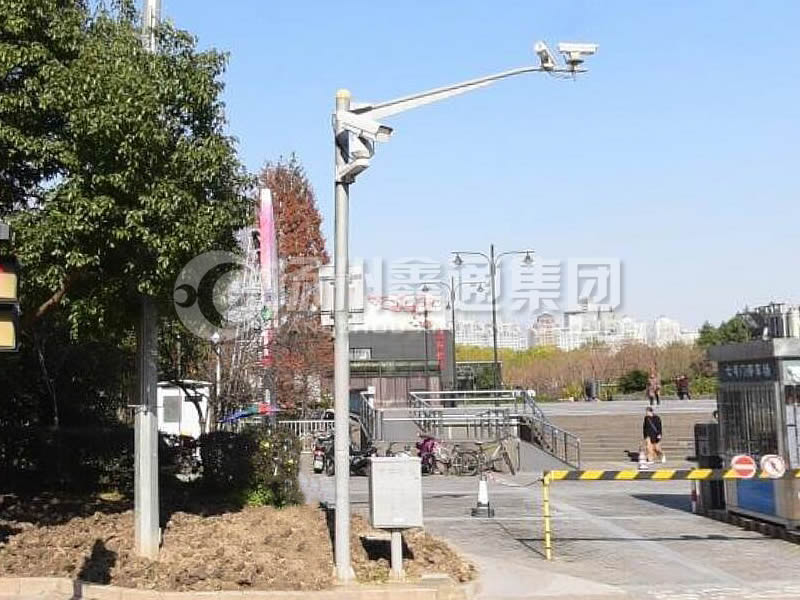 DJG-024，電子警察桿，治安監(jiān)控桿